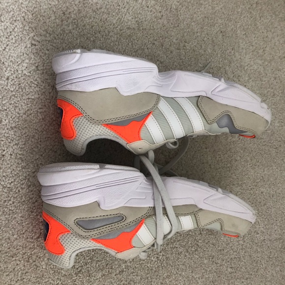 Worn once adidas sneakers - Picture 3 of 5